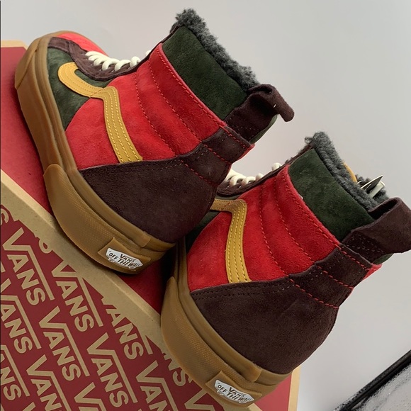 • VANS Sk-8-Hi 46 Mte Dx (Mte) Poinsettiafor WMNS - Picture 9 of 16